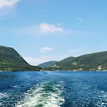 2 Bedroom Stunning In Foldfjorden Vakantiehuis Skogli