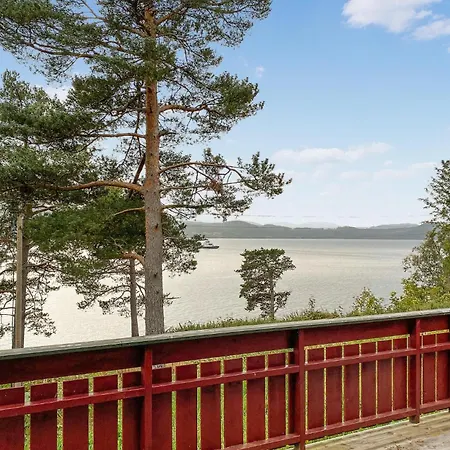 2 Bedroom Stunning In Foldfjorden
