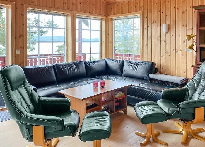 2 Bedroom Stunning In Foldfjorden Skogli