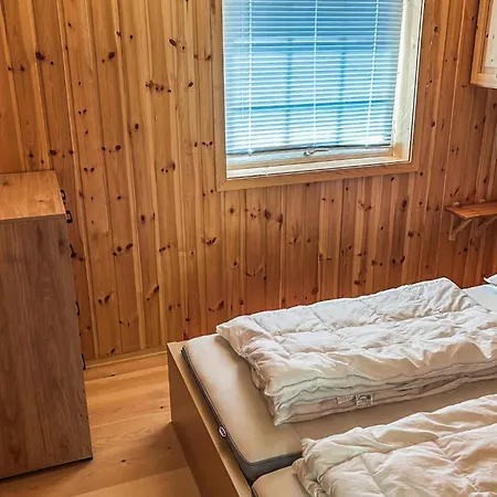 2 Bedroom Stunning In Foldfjorden
